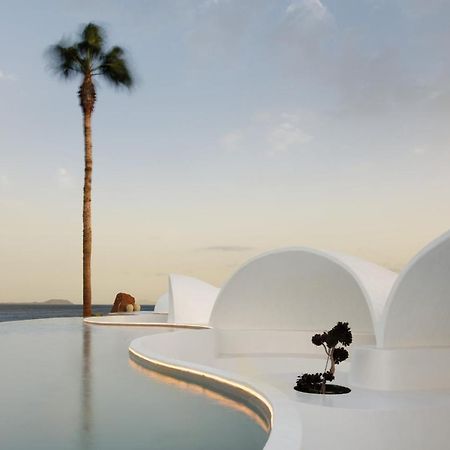 Kamezi Boutique Hotel Villas Плая Бланка Екстериор снимка