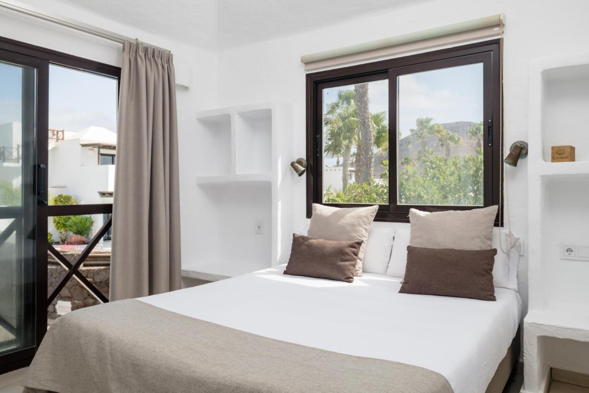 Kamezi Boutique Hotel Villas Плая Бланка Екстериор снимка