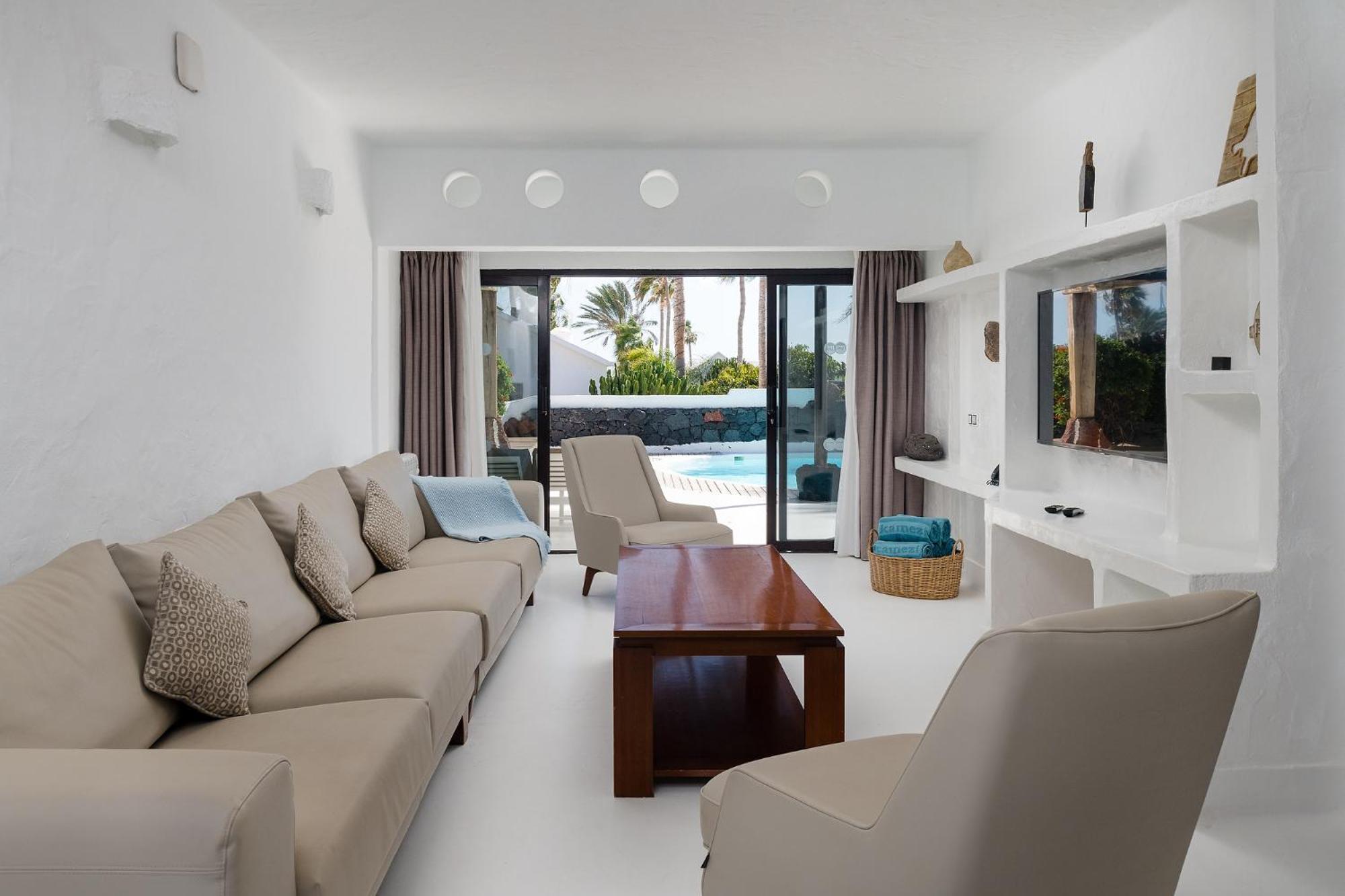 Kamezi Boutique Hotel Villas Плая Бланка Екстериор снимка